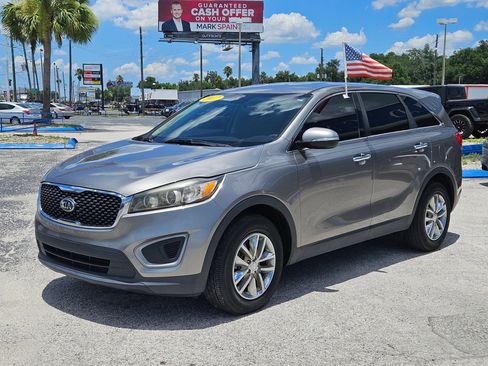 Used 2017 Kia Sorento L FWD image 5