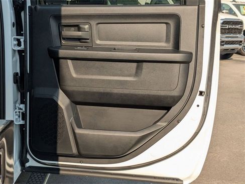 New 2024 RAM 5500 Tradesman w/ Chrome Appearance Group image 30