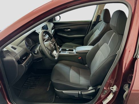 Used 2024 Nissan Sentra SV image 13