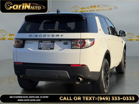 Used 2019 Land Rover Discovery Sport SE AWD/4WD image 4