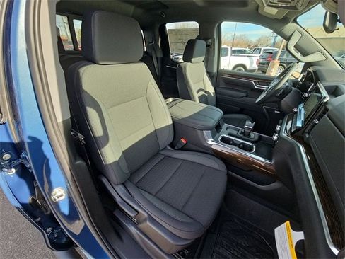 New 2026 GMC Sierra 1500 Elevation image 16