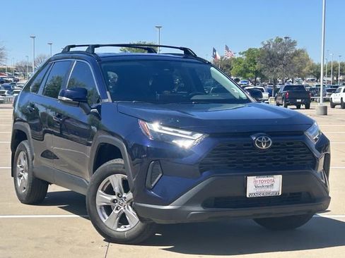 Used 2023 Toyota RAV4 XLE image 2