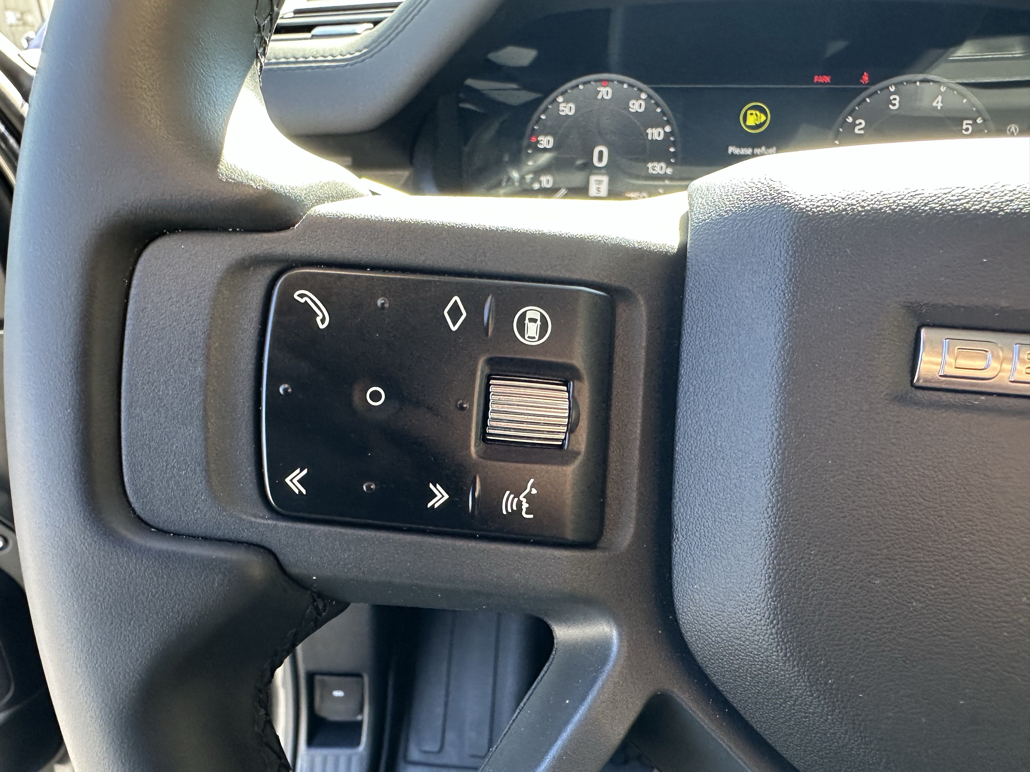 Certified 2025 Land Rover Defender 110 S AWD/4WD image 21