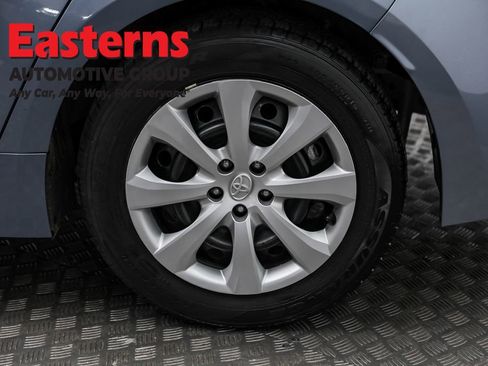 Used 2024 Toyota Corolla LE image 32