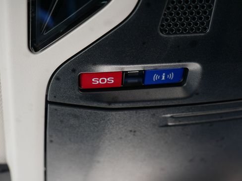 Certified 2025 Subaru Legacy Premium image 33