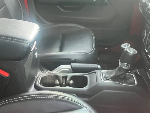 Used 2021 Jeep Wrangler Unlimited Sahara w/ Cold Weather Group image 6