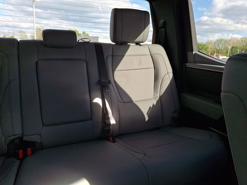 New 2026 Toyota Tundra Limited AWD/4WD image 15