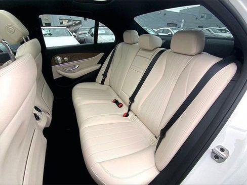 Certified 2023 Mercedes-Benz E 350 4MATIC Sedan image 17