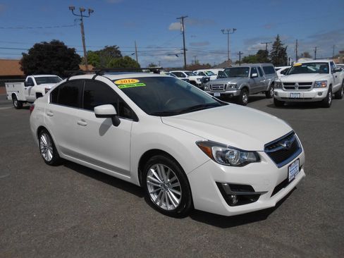 Used 2016 Subaru Impreza 2.0i Premium image 3