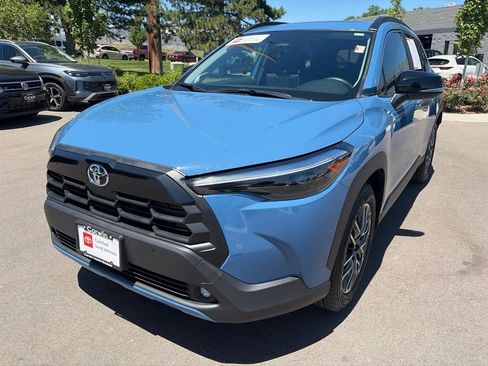 Used 2026 Toyota Corolla Cross XLE w/ Convenience Package AWD/4WD image 4