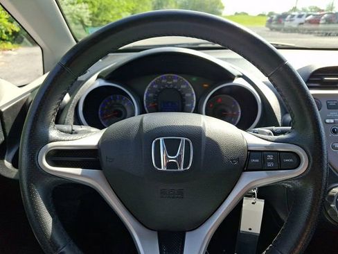 Used 2010 Honda Fit Sport image 17