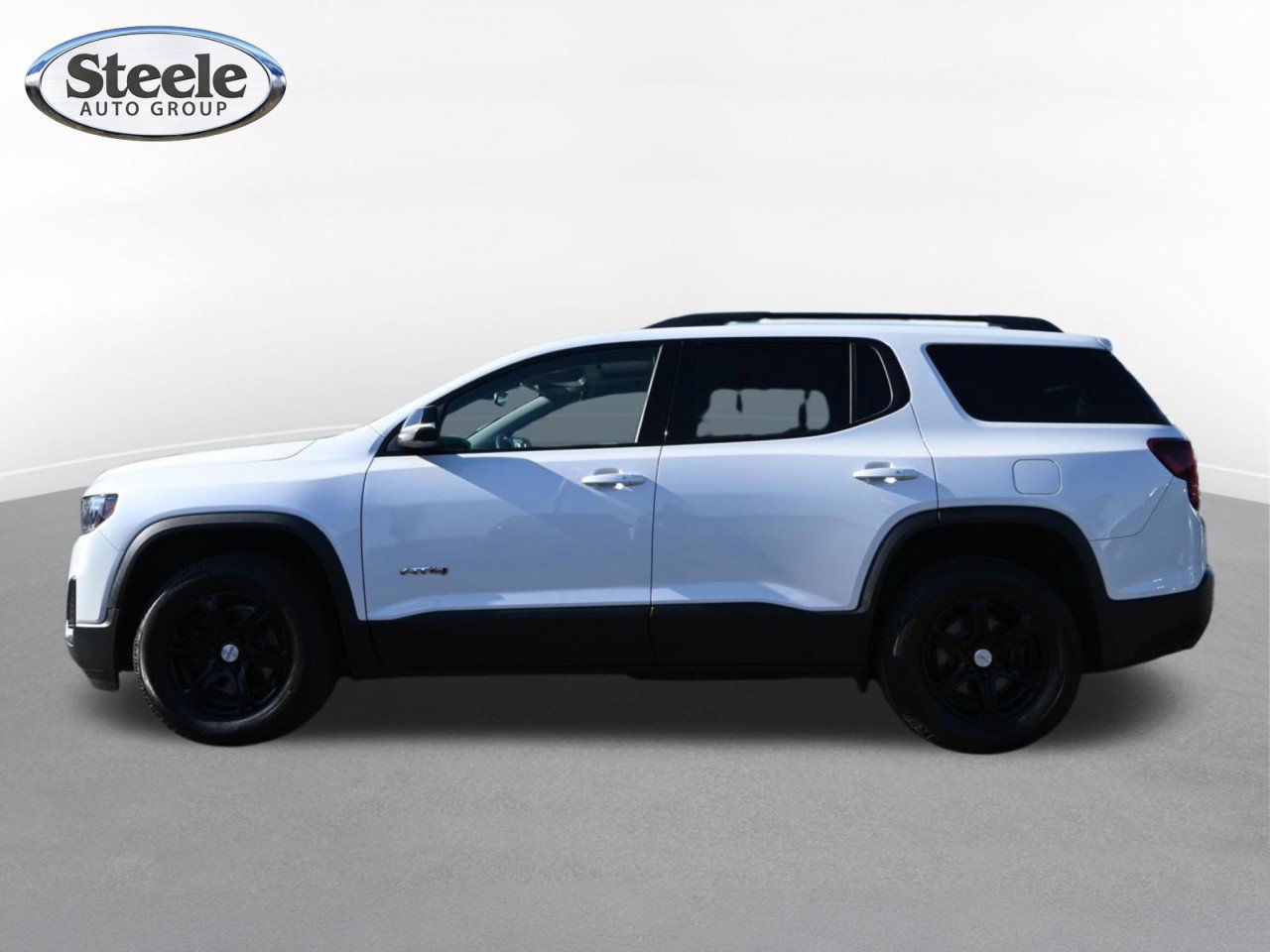 Used 2021 GMC Acadia AT4 w/ Technology Package AWD/4WD image 4