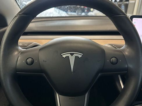 Used 2018 Tesla Model 3 Long Range RWD image 22