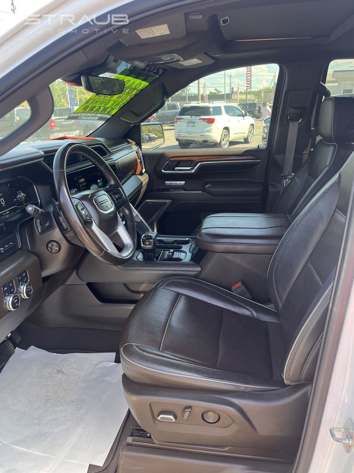 Used 2023 GMC Sierra 1500 Denali w/ Denali Reserve Package AWD/4WD image 15