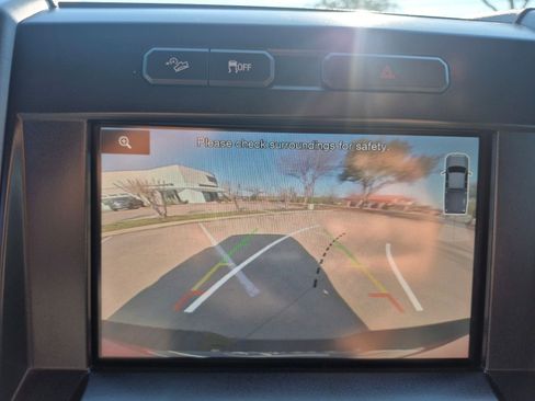 Used 2015 Ford F150 XLT w/ Equipment Group 302A Luxury image 27