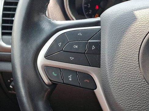 Used 2021 Jeep Grand Cherokee Laredo X AWD/4WD image 21
