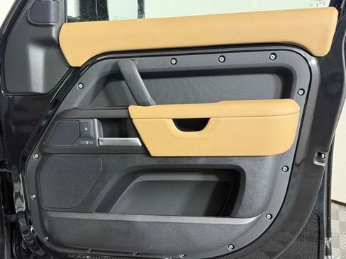 New 2026 Land Rover Defender 130 V8 image 18