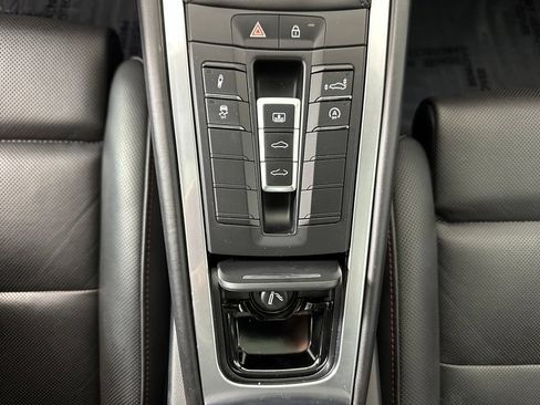 Certified 2019 Porsche 911 Turbo AWD/4WD image 30