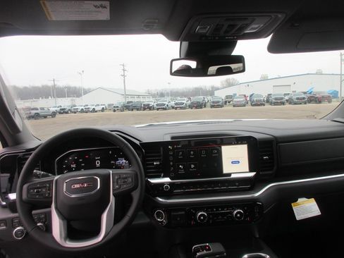 New 2026 GMC Sierra 1500 SLT w/ SLT Premium Plus Package image 17