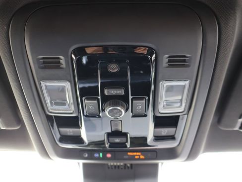 New 2026 Chevrolet Suburban RST AWD/4WD image 21