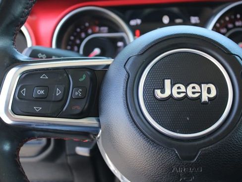 Used 2018 Jeep Wrangler Unlimited Rubicon AWD/4WD image 20