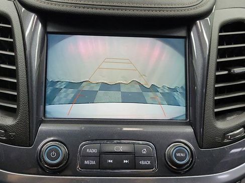 Used 2019 Chevrolet Impala LT FWD image 30