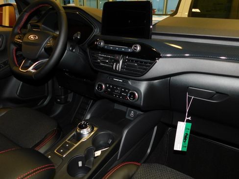 New 2026 Ford Escape ST-Line Select image 15