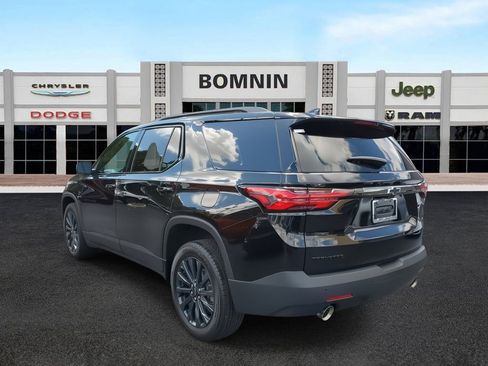 Used 2023 Chevrolet Traverse RS image 4