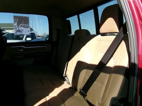 Used 2021 RAM 1500 Big Horn AWD/4WD image 35