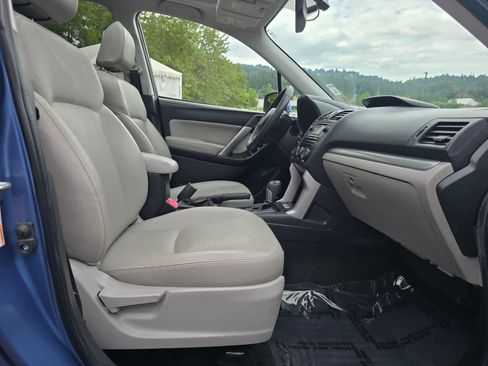 Used 2015 Subaru Forester 2.5i Touring AWD/4WD image 26