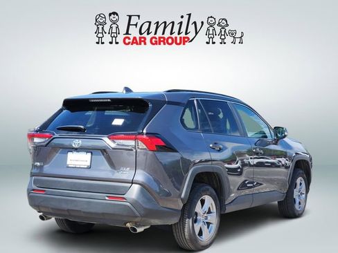 Used 2025 Toyota RAV4 XLE image 4