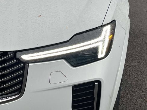 New 2026 Volvo XC90 B5 Core image 9