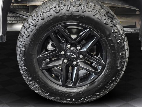 Used 2023 Chevrolet Silverado 1500 LT Trail Boss w/ Protection Package image 30
