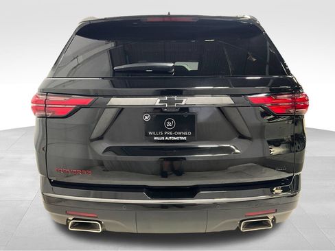 Used 2023 Chevrolet Traverse Premier w/ Redline Edition AWD/4WD image 6