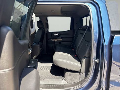 Used 2021 Chevrolet Silverado 1500 LT Trail Boss w/ Convenience Package II image 12