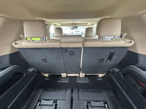 Used 2024 Toyota 4Runner Limited RWD image 15