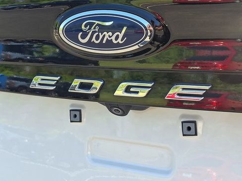 Certified 2023 Ford Edge SEL w/ Convenience Package AWD/4WD image 35