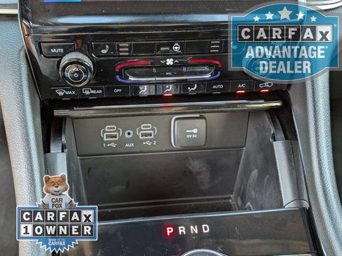 Used 2023 Jeep Grand Cherokee L Limited w/ Trailer Tow Group (B) RWD image 10