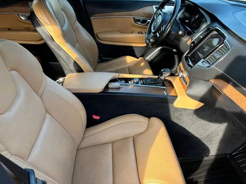 Used 2017 Volvo XC90 T6 Inscription w/ Vision Package AWD/4WD image 18