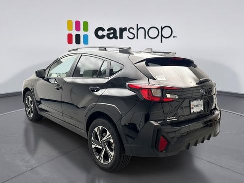 Used 2025 Subaru Crosstrek 2.5i Premium AWD/4WD image 3