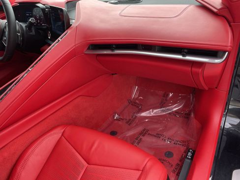 Used 2024 Chevrolet Corvette Stingray Premium Conv w/ Z51 Performance Package image 27