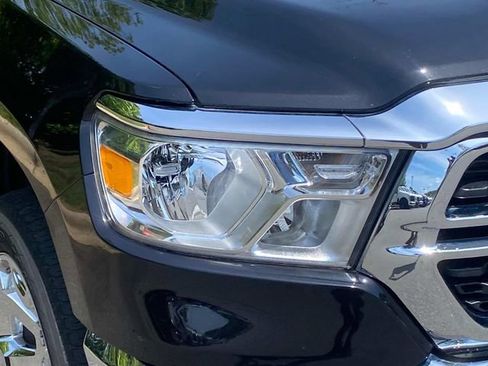 Used 2022 RAM 1500 Big Horn AWD/4WD image 4