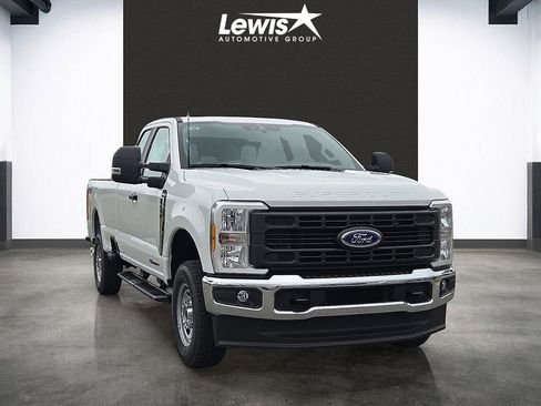 New 2026 Ford F250 4x4 SuperCab Super Duty image 6