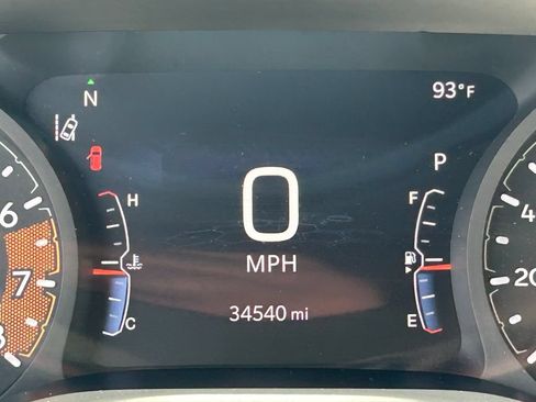 Used 2025 Jeep Compass Trailhawk AWD/4WD image 25