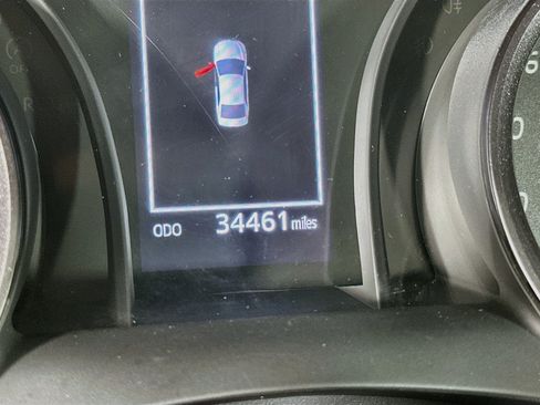 Used 2024 Toyota Camry SE FWD image 18