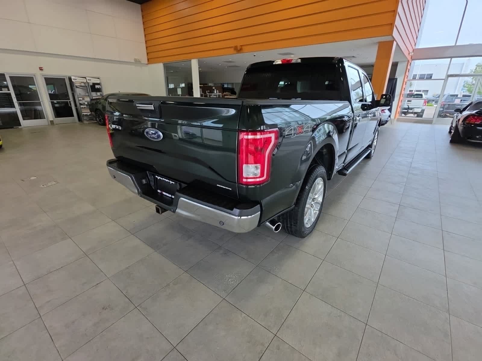 Used 2016 Ford F150 XLT w/ Equipment Group 302A Luxury AWD/4WD image 8