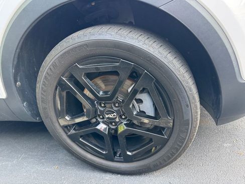 Certified 2024 Kia Telluride EX X-Line image 2