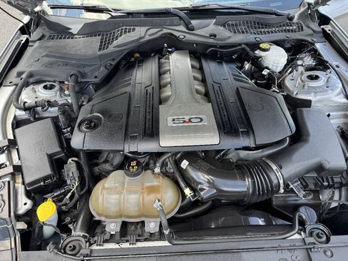 Used 2020 Ford Mustang GT w/ Black Accent Package RWD image 20