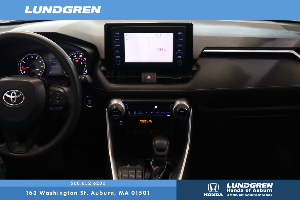 Used 2019 Toyota RAV4 XLE AWD/4WD image 19
