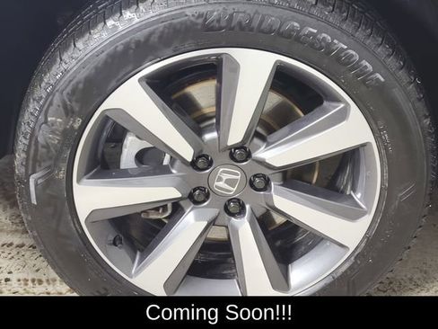 Used 2025 Honda Pilot Elite image 10